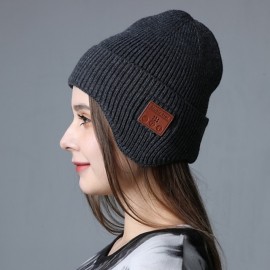 Wireless Bluetooth 5.0 Hat Outdoor Warm Music Headset with MIC for Handsfree Rechargeable Earphone Gift for Men and Women
